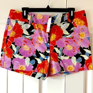Shorts, size 6. New with tags